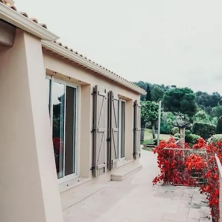 Sur Les Hauteurs De Bandol Villa *